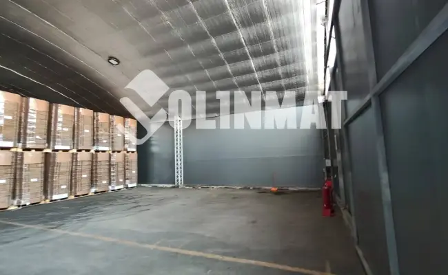 fabricación e instalación de cobertor