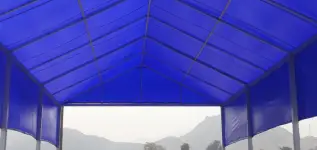Protección temporal de techos con tarflex